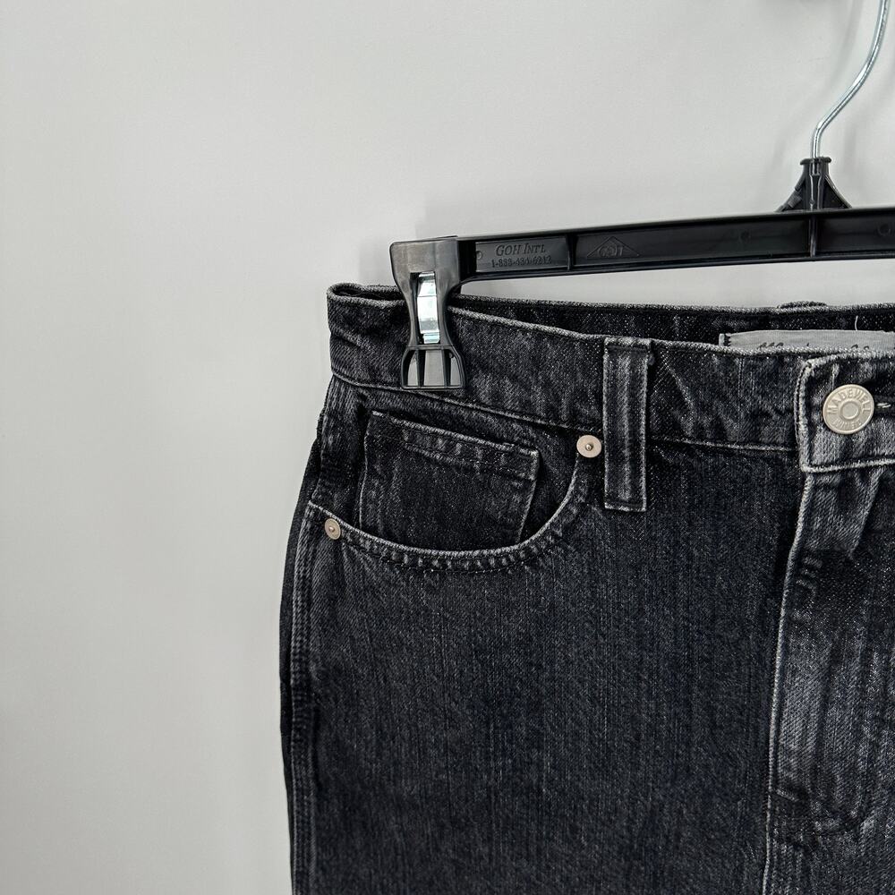 MADEWELL Rigid Denim Straight Mini Skirt in Hideaway Wash J7908 // 27 - Picture 6 of 10